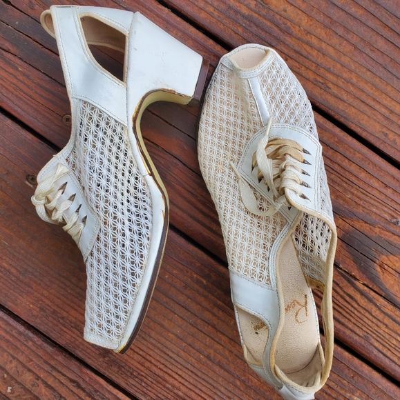 1940s Shoes! - Picture 3 of 6